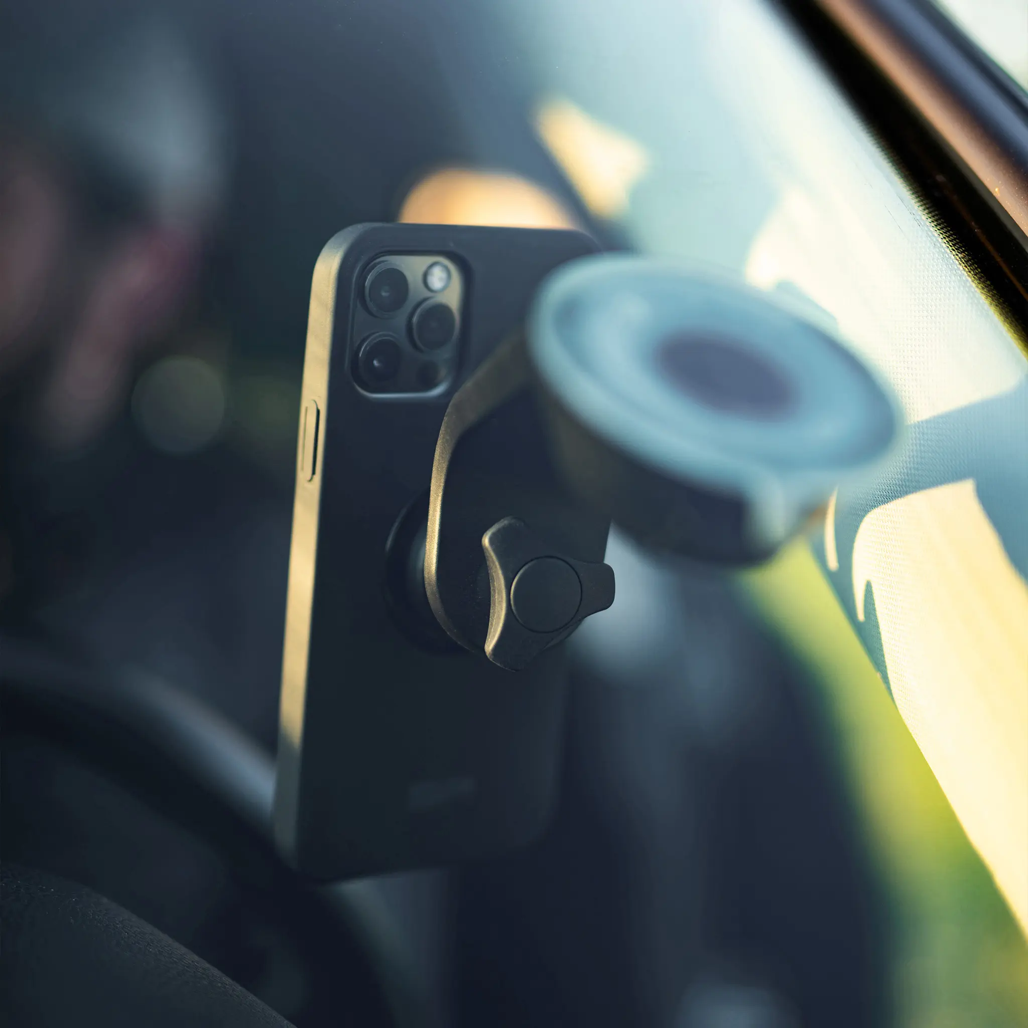 Suction Mount - Image 17